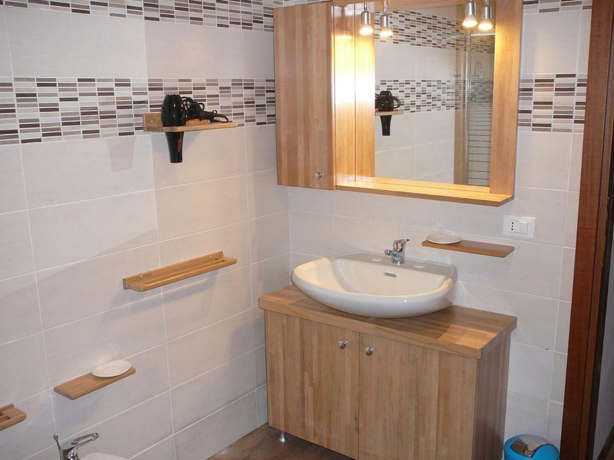 Casa Screm - Appartamenti E Camere -Rigolato - Ud Bagian luar foto