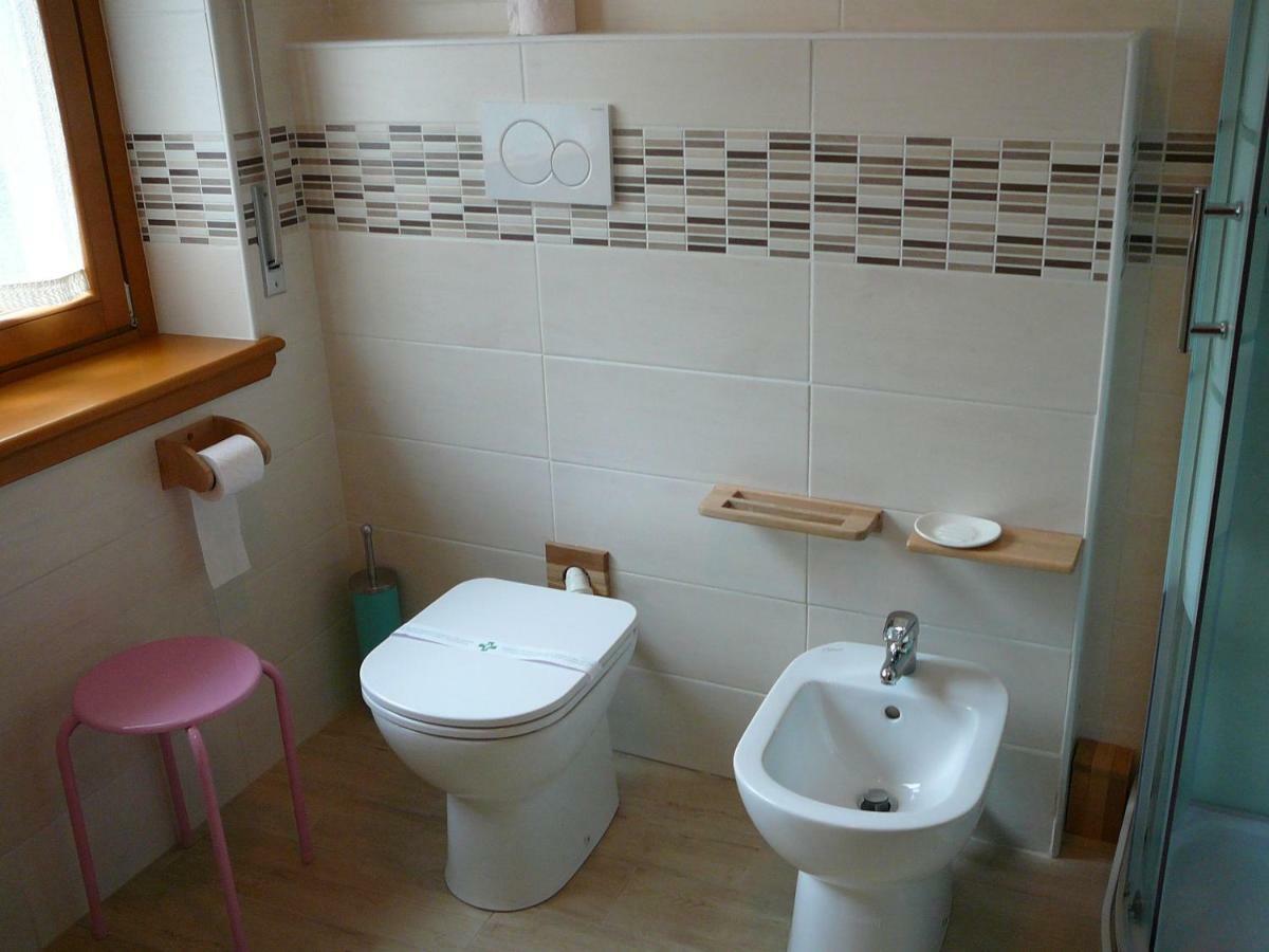 Casa Screm - Appartamenti E Camere -Rigolato - Ud Bagian luar foto